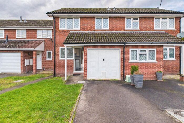 2 Bedroom Semi Detached House To Rent In Calshot Place, Reading, Berkshire, RG31