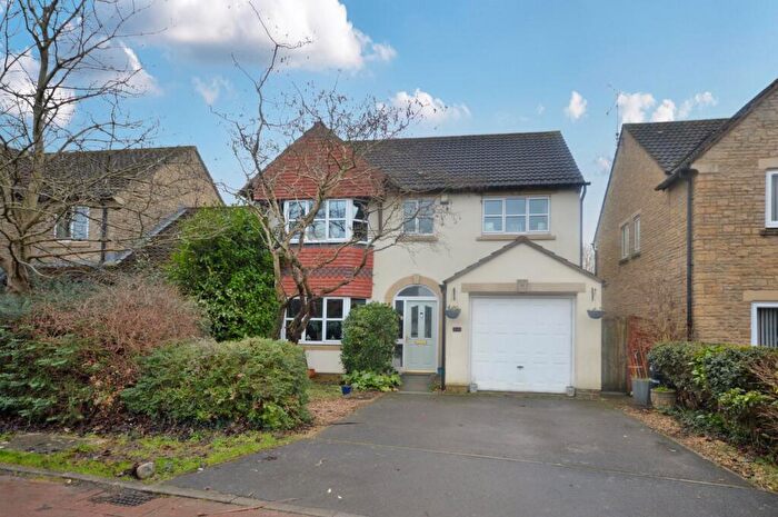 4 Bedroom Detached House For Sale In Blackdown Mead, Cheddar, BS27