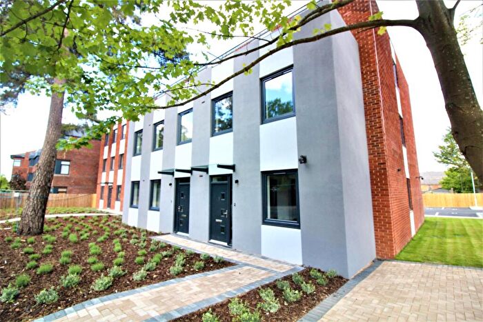 2 Bedroom Apartment To Rent In Elizabeth House, Fleet, GU51