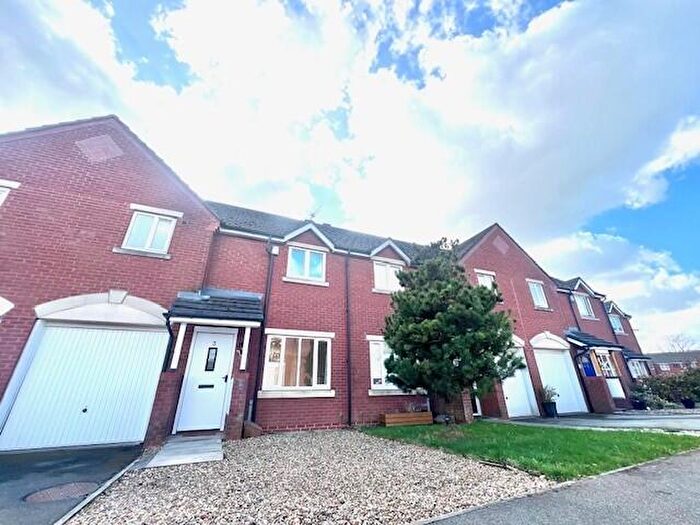 3 Bedroom Mews To Rent In Cottage Close, Rudheath, CW9