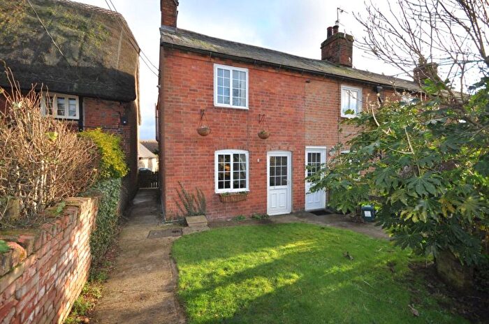 2 Bedroom End Of Terrace House To Rent In Main Street, Padbury, MK18