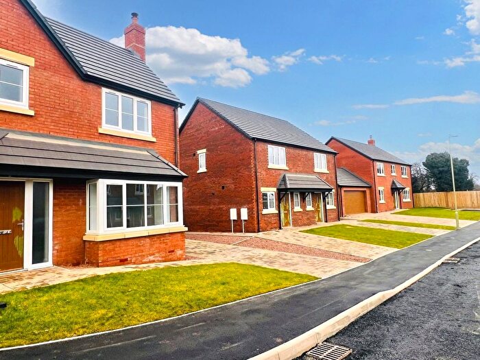 3 Bedroom Detached House For Sale In Kingfisher Way, Morda, Oswestry, SY10