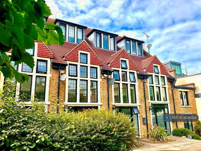 3 Bedroom Terraced House To Rent In Plough Terrace, London, SW11