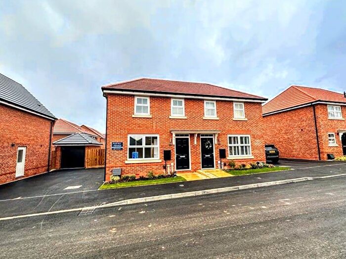 3 Bedroom House To Rent In Worthing Grove, Tamworth, B78