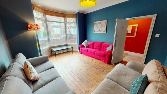 9 Bedroom House To Rent In Gillott Road, B16