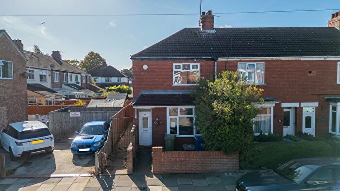 2 Bedroom End Of Terrace House For Sale In George Street, Cleethorpes, Lincolnshire, DN35