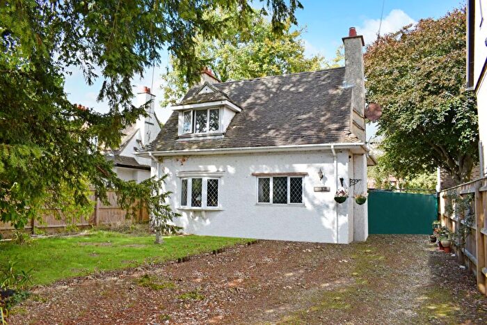 3 Bedroom Detached House For Sale In Farmers Walk, Everton, Lymington, SO41