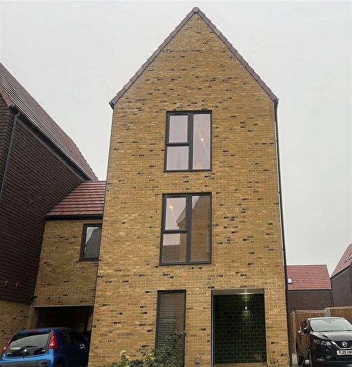 3 Bedroom Detached House To Rent In Headington Road, Western Cross, Ebbsfleet Valley, DA10