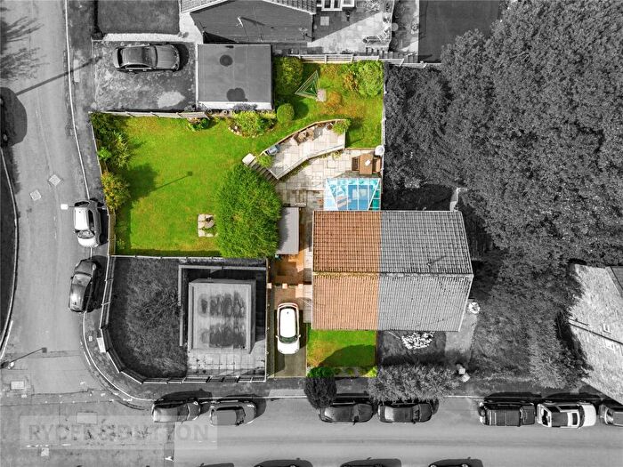 3 Bedroom Semi Detached House For Sale In Andrew Street, Mossley, OL5