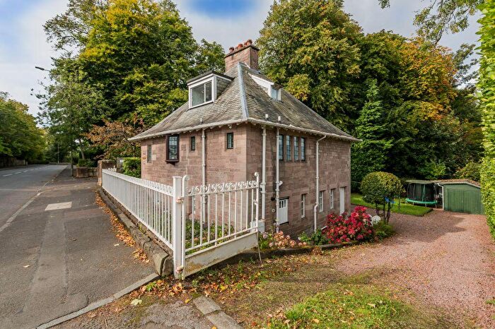 4 Bedroom Detached House For Sale In Moredun Lodge, Stanely Road, Paisley, PA2