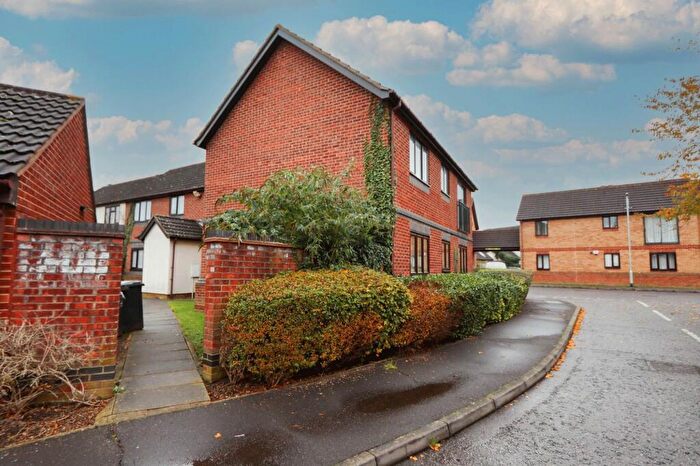 2 Bedroom Apartment To Rent In Lamplighters Close, Waltham Abbey, EN9