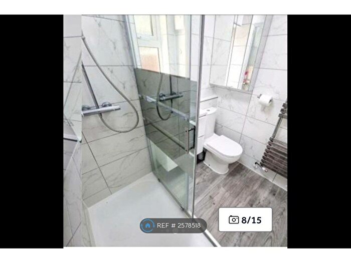 2 Bedroom Maisonette To Rent In Baron Court, Stevenage, SG1