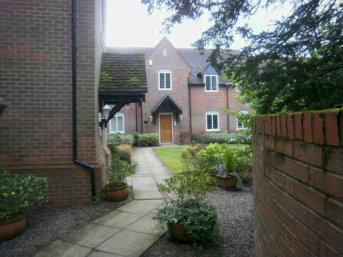 2 Bedroom Apartment To Rent In Lea End Lane, Wetheroak, B38