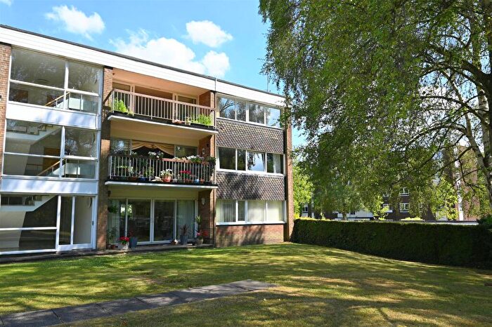 2 Bedroom Apartment For Sale In Woodbourne, Augustus Road, Birmingham, B15