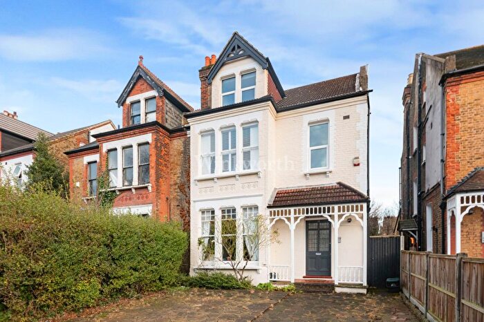 1 Bedroom Flat To Rent In Queens Road, Beckenham, BR3