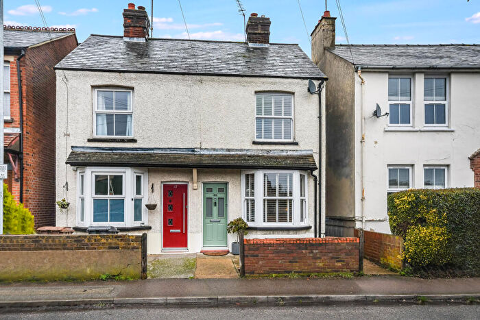 3 Bedroom Semi Detached House For Sale In Navigation Road, Chelmsford, CM2