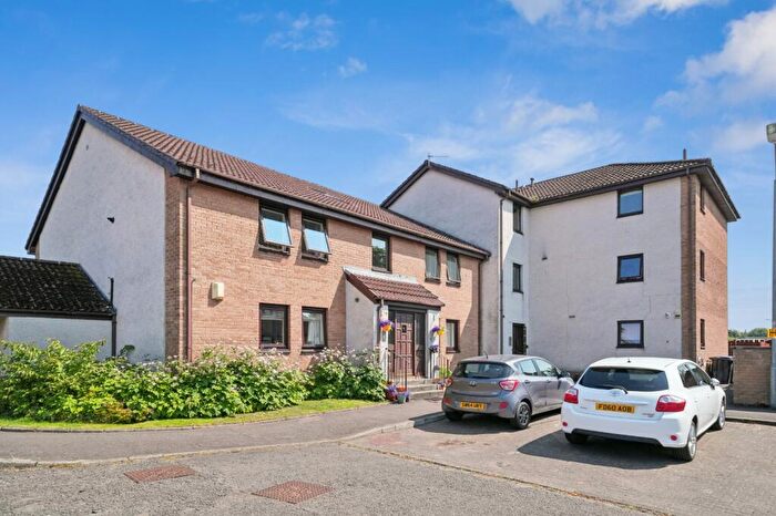 2 Bedroom Flat To Rent In Dalvait Gardens, Balloch, Wdc, G83