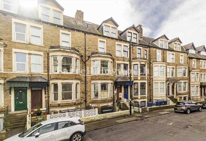3 Bedroom Flat For Sale In West End Road, Morecambe, LA4