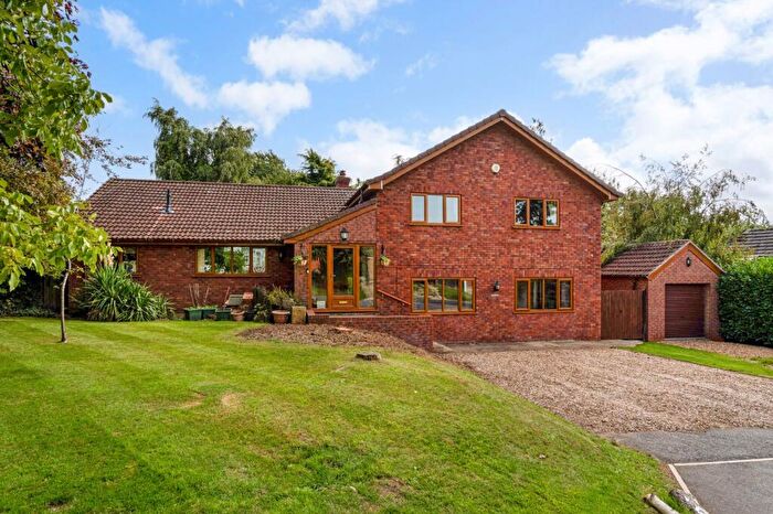 4 Bedroom Detached House For Sale In The Chestnuts, Mill Lane, Burgh-on-Bain, Market Rasen, LN8