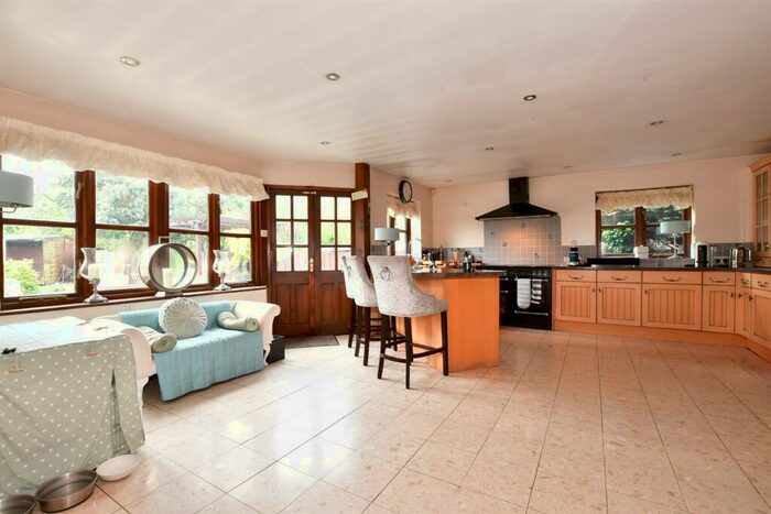 5 Bedroom Detached House For Sale In Honey Hill, Whitstable, Kent, CT5