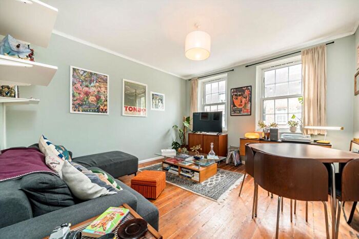 1 Bedroom Flat To Rent In Edmund House, Kennington, SE17