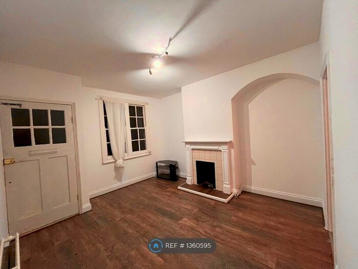 2 Bedroom Terraced House To Rent In Balliol Road, London, N17