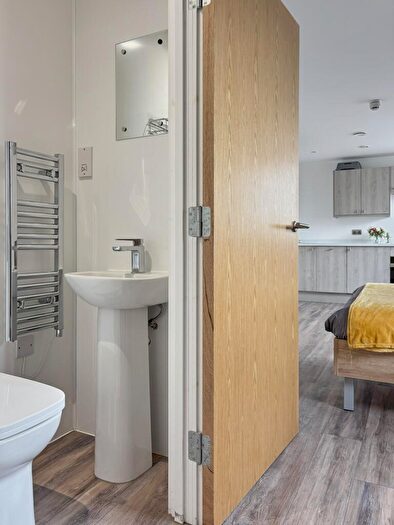 1 Bedroom Flat To Rent In College Green, Bristol, BS1