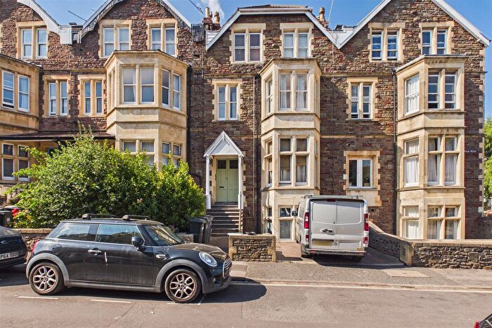 1 Bedroom Flat For Sale In Manilla Road, Clifton, BS8