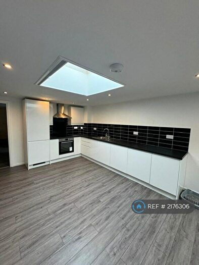 2 Bedroom Flat To Rent In Old Charter Hall, Scunthorpe, DN15