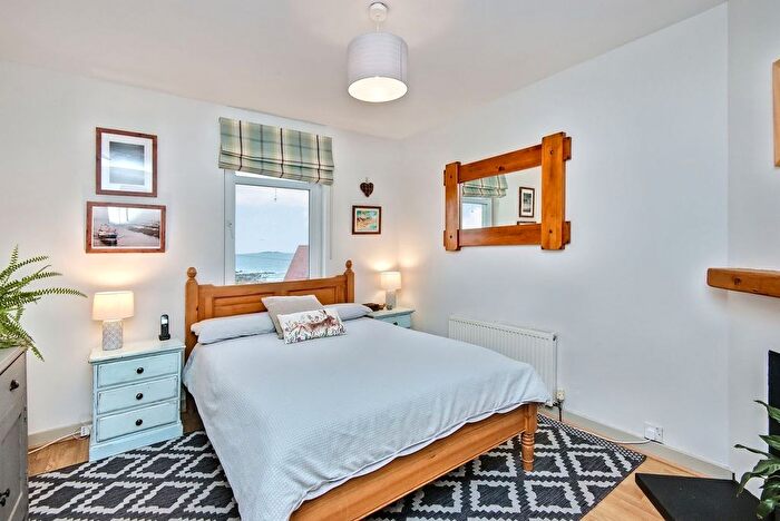2 Bedroom Semi-Detached House For Sale In Braehead Road, Pittenweem, KY10