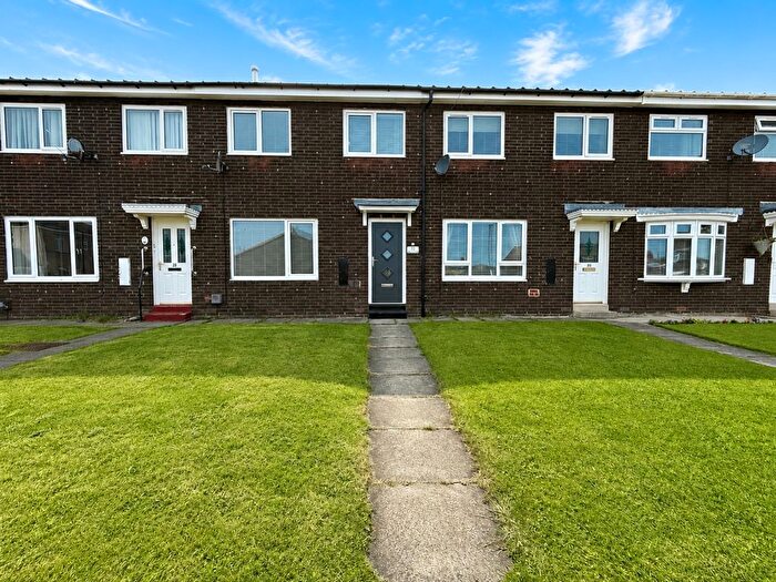 3 Bedroom Terraced House For Sale In Minehead Gardens, Sunderland, SR3