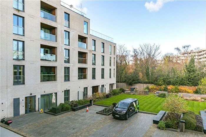 2 Bedroom Flat To Rent In Chiswick High Road, Chiswick, W4