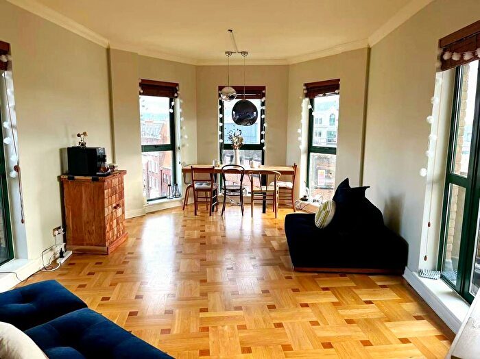 3 Bedroom Flat To Rent In Octavia House, Medway Street, Westminster, SW1P