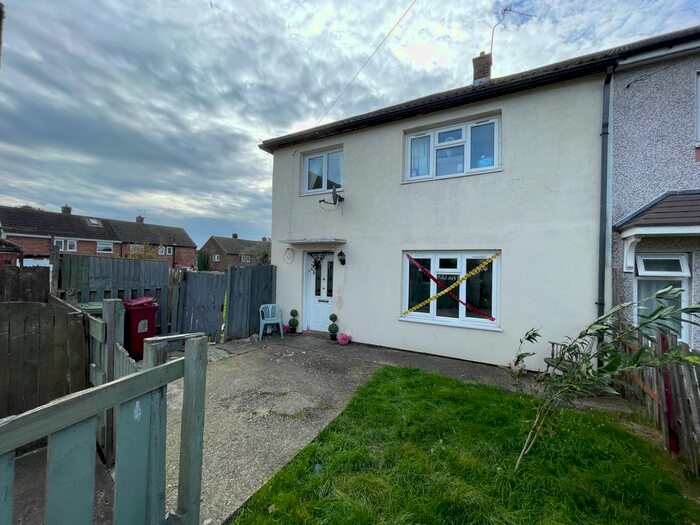 3 Bedroom End Of Terrace House To Rent In Gunby Road, Scunthorpe, DN17