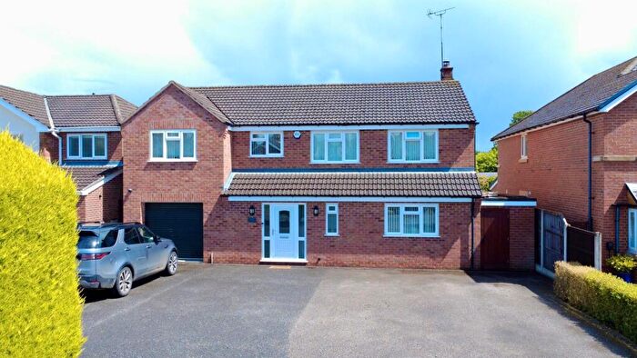 5 Bedroom Detached House For Sale In Granville Close, Duffield, Derby., DE56