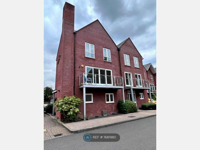 4 Bedroom Semi-Detached House To Rent In Rotherfield Road, Cholsey, Wallingford, OX10