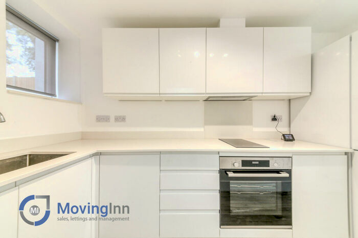 1 Bedroom Flat To Rent In Selhurst Road, South Norwood, SE25