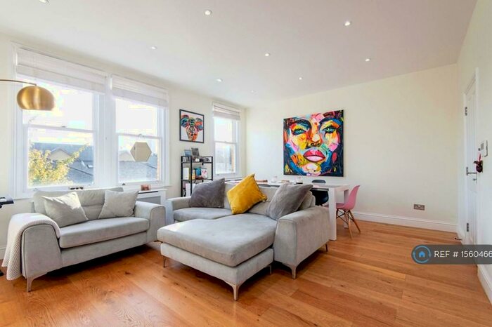 3 Bedroom Flat To Rent In Upper Tollington Park, London, N4