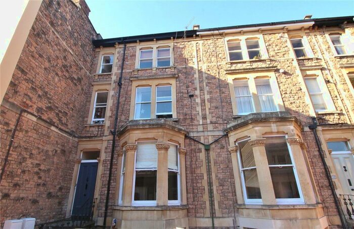 2 Bedroom Apartment To Rent In Alma Vale Road, Bristol, BS8