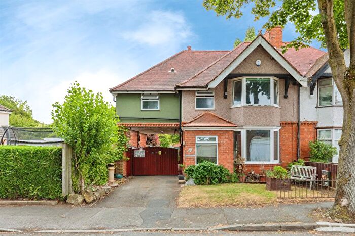 4 Bedroom Semi Detached House For Sale In Binley Avenue, Binley, Coventry, CV3