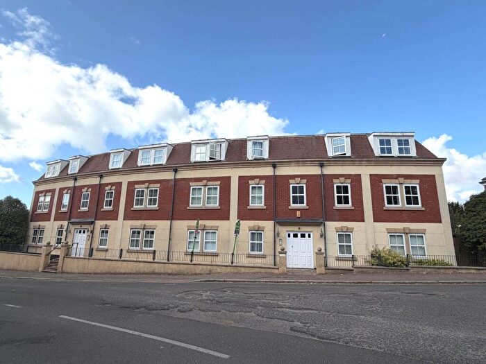 2 Bedroom Apartment For Sale In Cranford Hill House, Exmouth, EX8