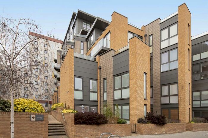 3 Bedroom Terraced House To Rent In Baltic Avenue, Brentford, TW8