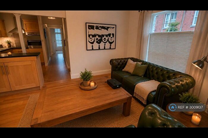 2 Bedroom Flat To Rent In Brunswick Court, Macclesfield, SK11