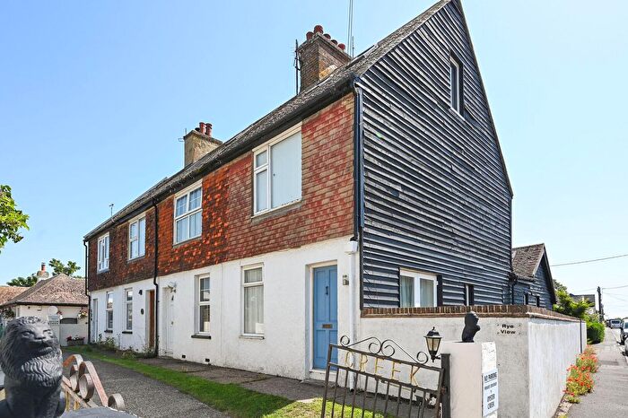 3 Bedroom End Terrace House For Sale In Rye Harbour Road, Rye, TN31