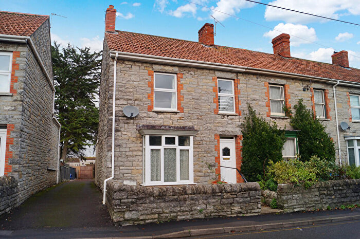 2 Bedroom End Of Terrace House To Rent In Vestry Road, Street, BA16