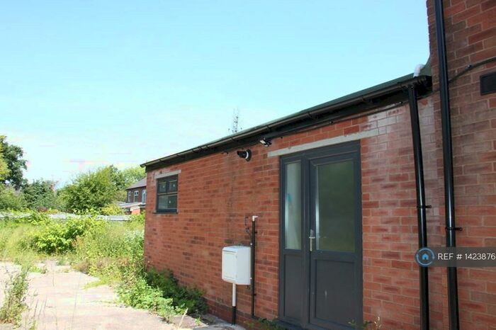 1 Bedroom Flat To Rent In Redditch Road, Kings Norton, Birmingham, B38