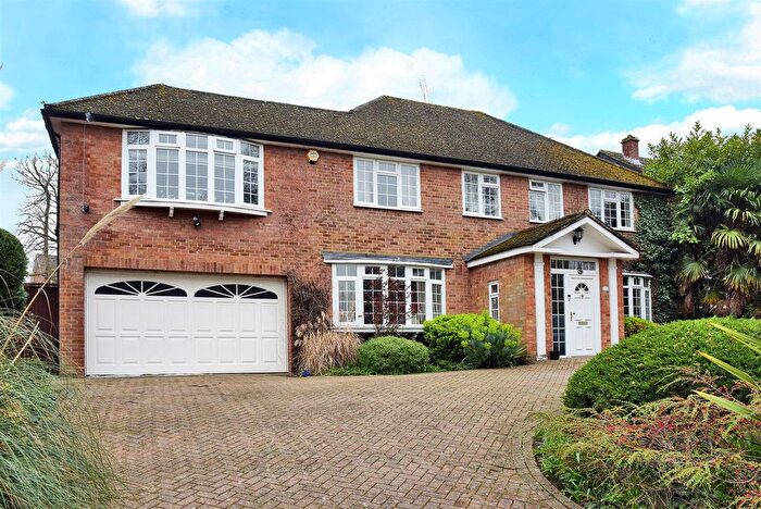 5 Bedroom Detached House For Sale In Church Meadow, Long Ditton, Surbiton, KT6