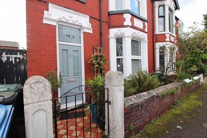 Detached House To Rent In Stanley Street, Manchester, M25