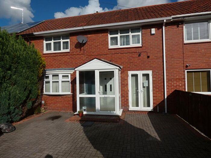 3 Bedroom Terraced House For Sale In Shearwater Avenue, Newcastle Upon Tyne, NE12