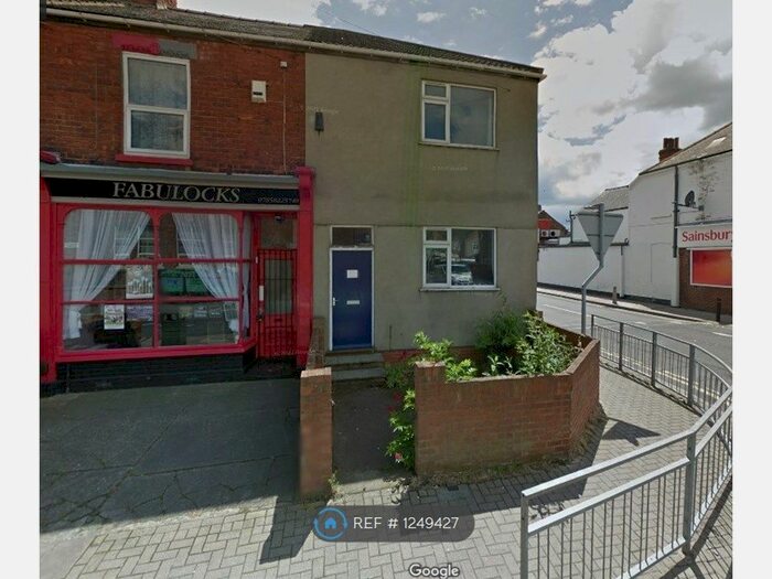 2 Bedroom Terraced House To Rent In Welholme Road, Grimsby DN32